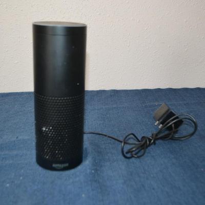 LOT 73. AMAZON SMART SPEAKER