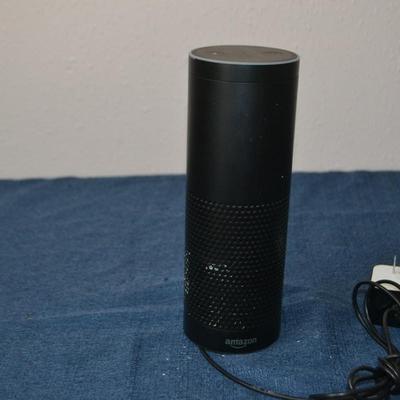 LOT 73. AMAZON SMART SPEAKER