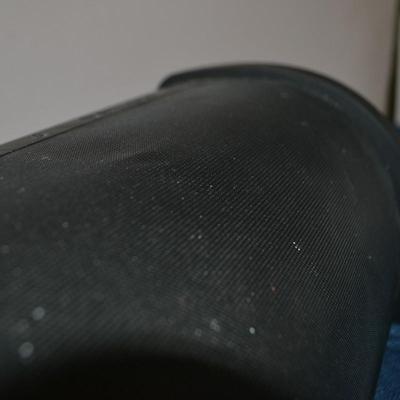 LOT 74. NYNE SPEAKER