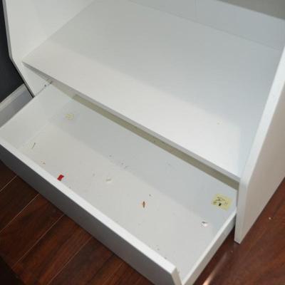 LOT 75. RACK/CABINET