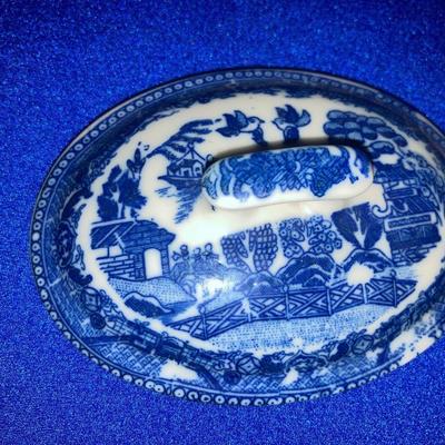 VINTAGE BLUE WILLOW CHILDRENâ€™S DISHES
