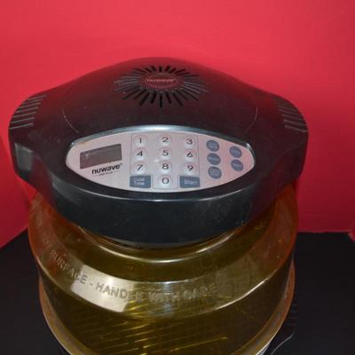 LOT 91. NUWAVE COUNTER TOP CONVECTION OVEN