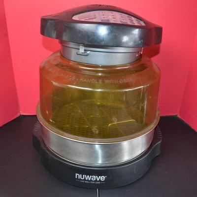 LOT 91. NUWAVE COUNTER TOP CONVECTION OVEN