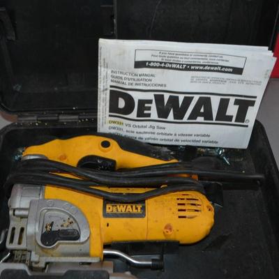 LOT 107. DEWALT ORBITAL JIG SAW