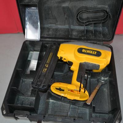LOT 108. DEWALT CORDLESS FINISH NAILER