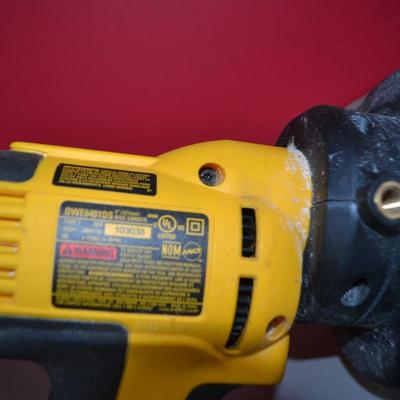LOT 111. DEWALT ORBITAL SANDER