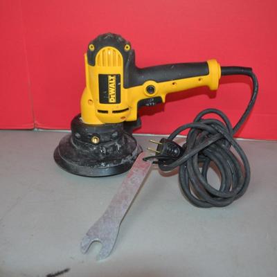 LOT 111. DEWALT ORBITAL SANDER