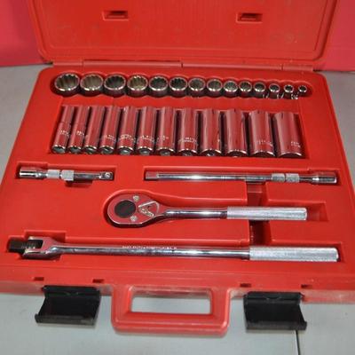 LOT 122 STANLEY PROTO TOOL KIT