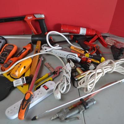 LOT 128. VARIETY OF TOOLS AND CORDS