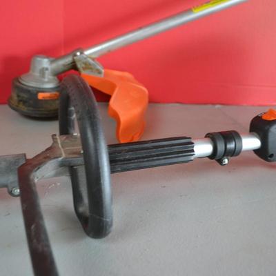 LOT 132. STIHL KOMBI MOTOR  MULTI SYSTEM POWER HEAD AND WEED CUTTER ATTACHMENT