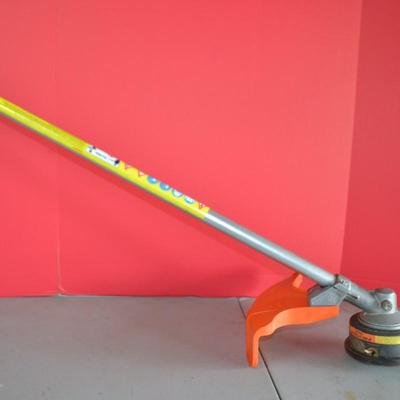 LOT 132. STIHL KOMBI MOTOR  MULTI SYSTEM POWER HEAD AND WEED CUTTER ATTACHMENT