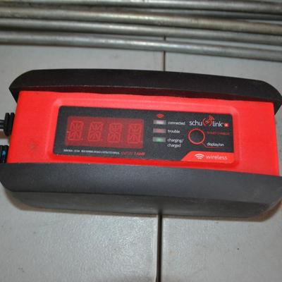 LOT 140. BATTERY CHARGER, MISC ITEMS