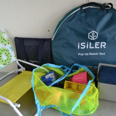 LOT 142. BEACH GEAR