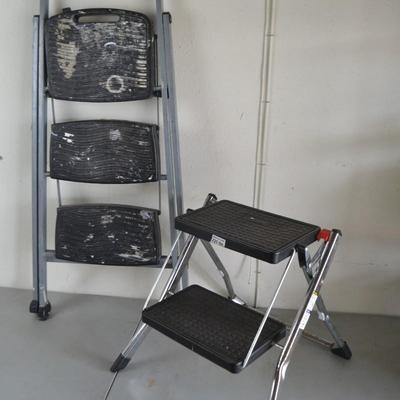 LOT 143 TWO STEP STOOLS