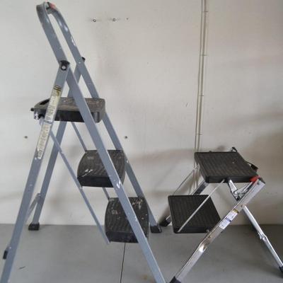 LOT 143 TWO STEP STOOLS