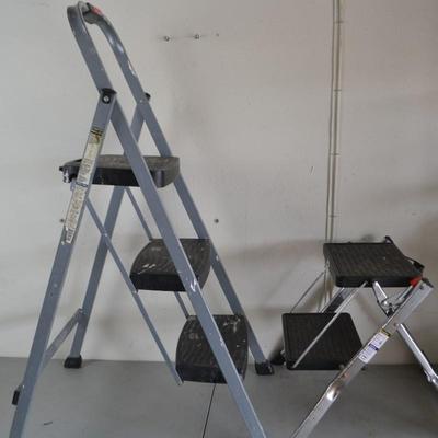 LOT 143 TWO STEP STOOLS