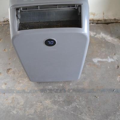 LOT 145. HISENSE PORTABLE AC UNIT