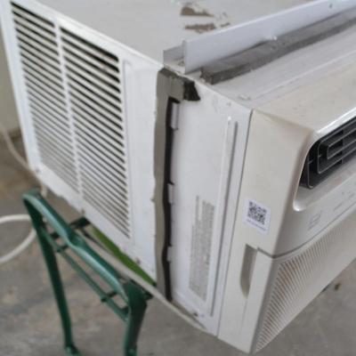 LOT 155. TOSHIBA WINDOW AC UNIT AS-IS