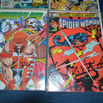 LOT 176. COLLECTION OF EIGHT COMIC BOOKS