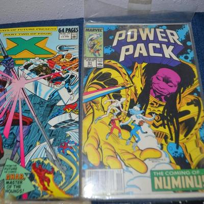 LOT 187. COLLECTION OF EIGHT COMIC BOOKS