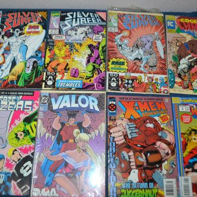LOT 191. COLLECTION OF EIGHT COMIC BOOKS