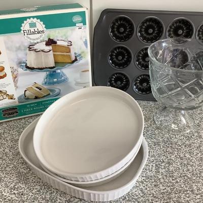 Baking Lot-Wilton Baby Bundt, 3 Corningware, Fillables Cake Pans for layered cakes in box, glass pedestal