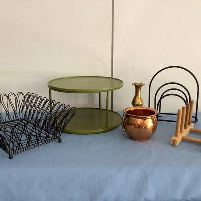 Organize the Kitchen lot-Lazy Susan, lid rack, napkin holder, basket