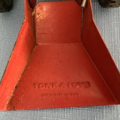 Tonka Sandloader Mound, Minn-Vintage red metal