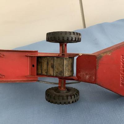 Tonka Sandloader Mound, Minn-Vintage red metal