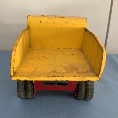 Tonka red and yellow metal dump truck-vintage