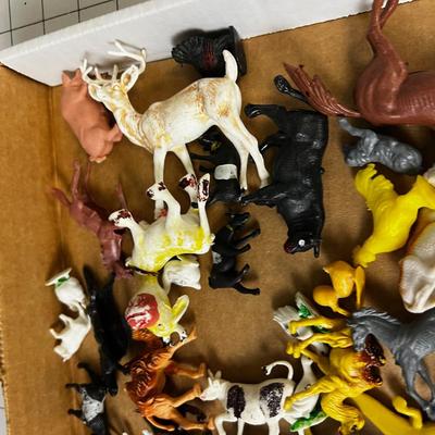 Tray of Vintage Farm Animals