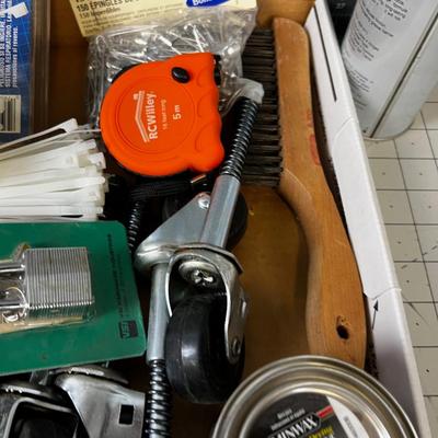 Garage Items: Zip Ties, Rope, Lube, Gloves. 