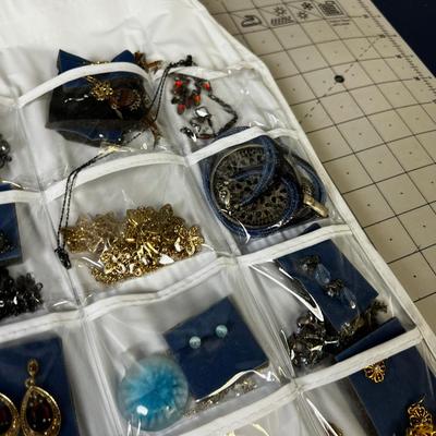 Jewelry Costume; 2 Sides of hanging Organizer