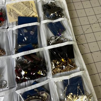 Jewelry Costume; 2 Sides of hanging Organizer