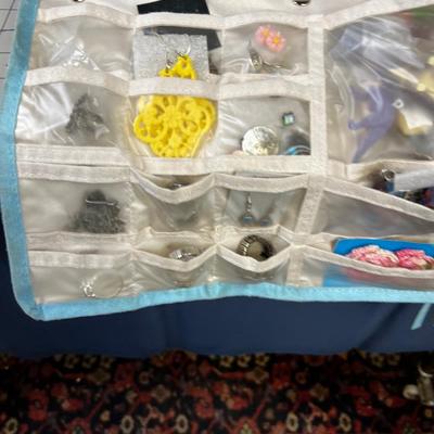 MORE Jewelry Costume; 2 Sides of hanging Organizer