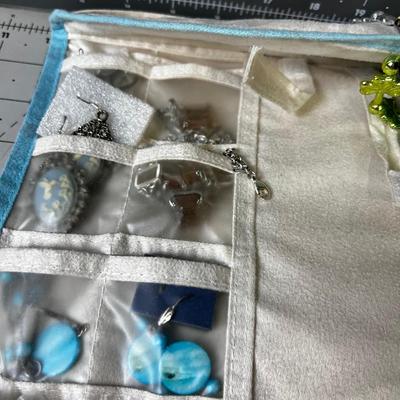 MORE Jewelry Costume; 2 Sides of hanging Organizer