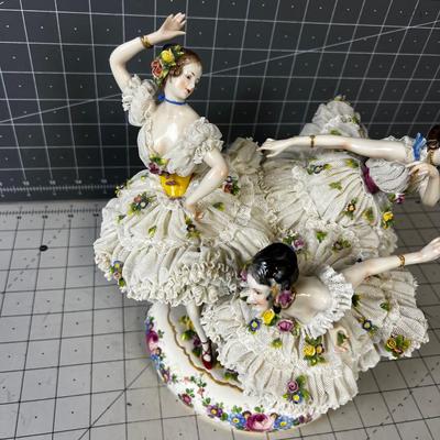 Marked piece of Dresden Dancing Women Lace Edge