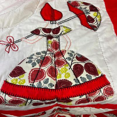 Holly Hobby Bonnet Hat RED QUILT