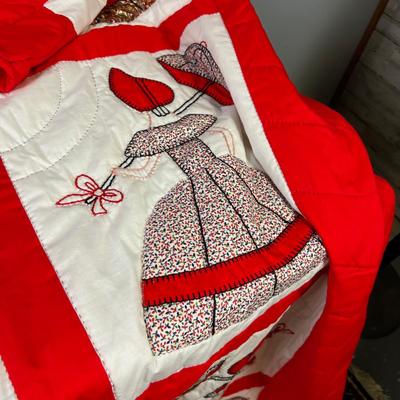 Holly Hobby Bonnet Hat RED QUILT