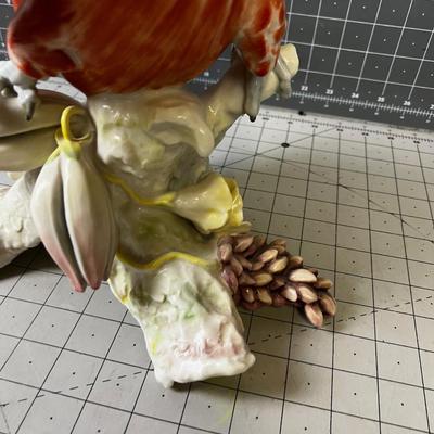 HUTSCHENREUTHER Macaw - Gorgeous!