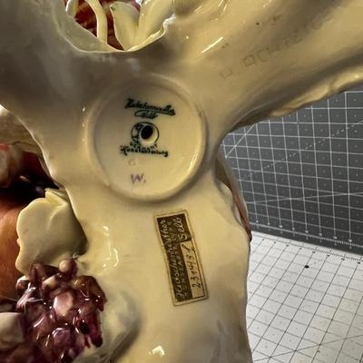 HUTSCHENREUTHER Macaw - Gorgeous!