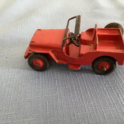 Dinky Toys Jeep made in England Meccano Ltd. red metal