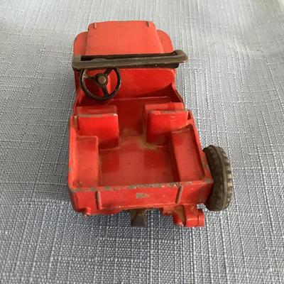 Dinky Toys Jeep made in England Meccano Ltd. red metal