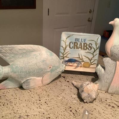 Seashells by the seashore lot- blue crabs plate & stand, fish, bird