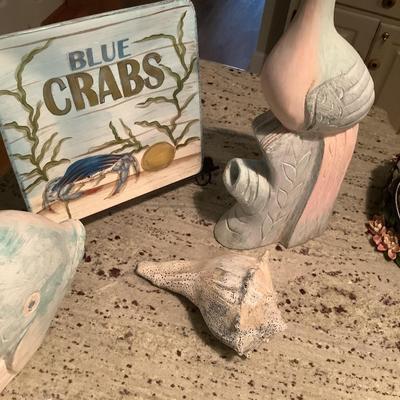 Seashells by the seashore lot- blue crabs plate & stand, fish, bird