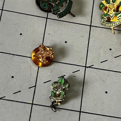 Lot of Girl Scout Pins, Vintage 