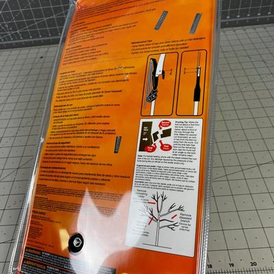 New,  FISKARS Tree Trimmer