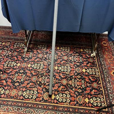 New,  FISKARS Tree Trimmer