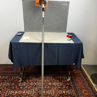 New,  FISKARS Tree Trimmer