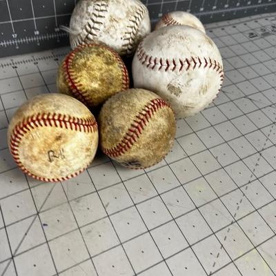 Baseballs & Softballs